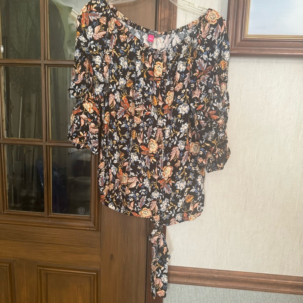 Vince Camuto Off The Shoulder Top